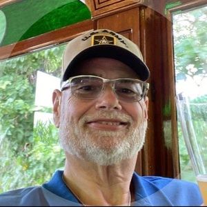 Meet your Posher, Dana